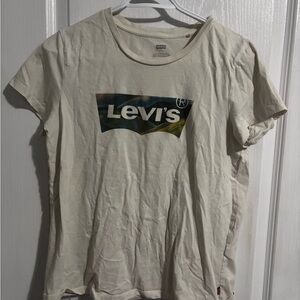 Levi's Cream Crewneck Tee with Subtle Gray Logo
